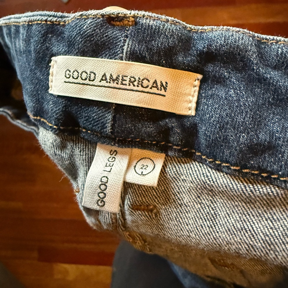 Good American Women's Jeans, Style - Good Legs View 3